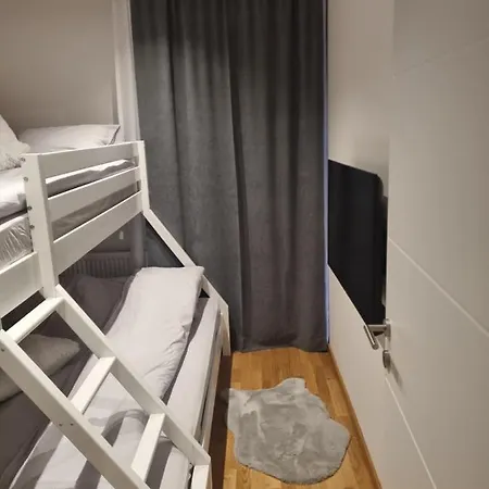 Lägenhet Divcigora E&n